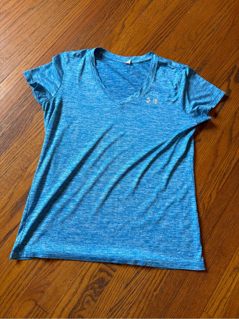 Under Armour Women’s Heather Teal V-Neck Performance Tee